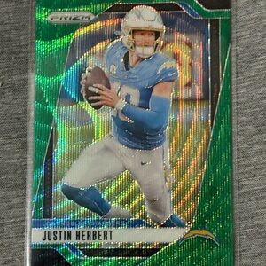 2/$10 2023 Panini Prizm Justin Herbert #157 Green Wave Prizm - Los Angeles